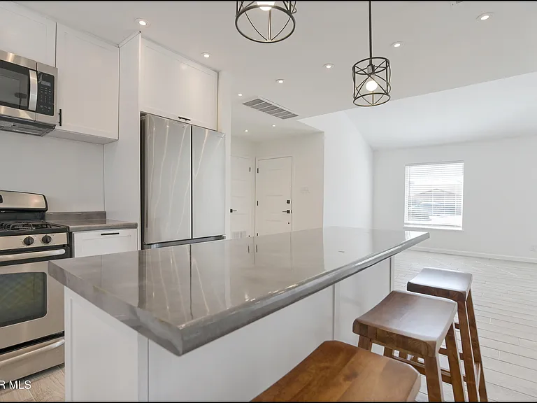 8617 Darlina Dr — Photo 16