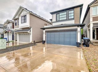 54 N Seton Mnr SE, Calgary, AB T3M 2V8