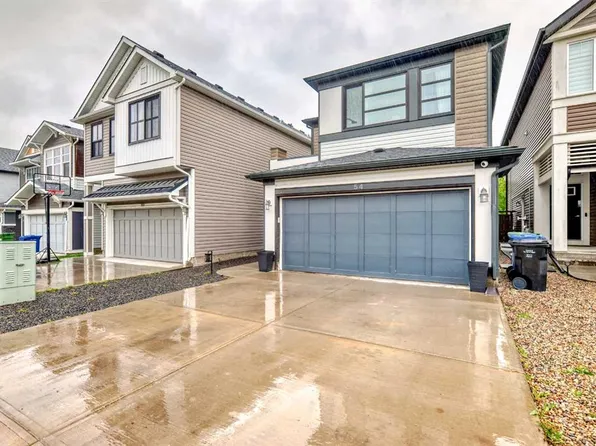 54 N Seton Mnr SE, Calgary, AB T3M 2V8