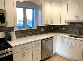 25 Edgewood Ave #2, Greenwich, CT 06830