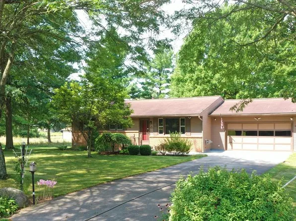 1011 Brookdale Dr, Crestline, OH 44827