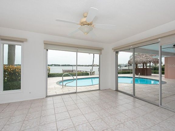 4th image of 107 Windward Island