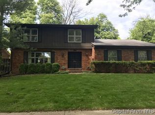 155 Lost Tree Dr, Springfield, IL 62704