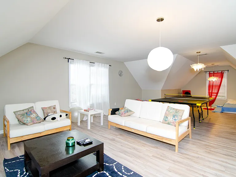 1330 Riding Brook Dr — Photo 13
