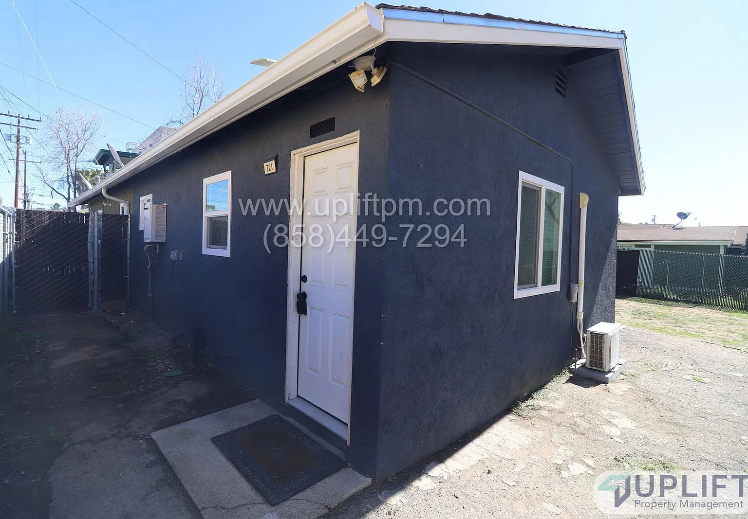 1 bed, 1.0 bath, 450 sqft, $1,600 — Photo 2