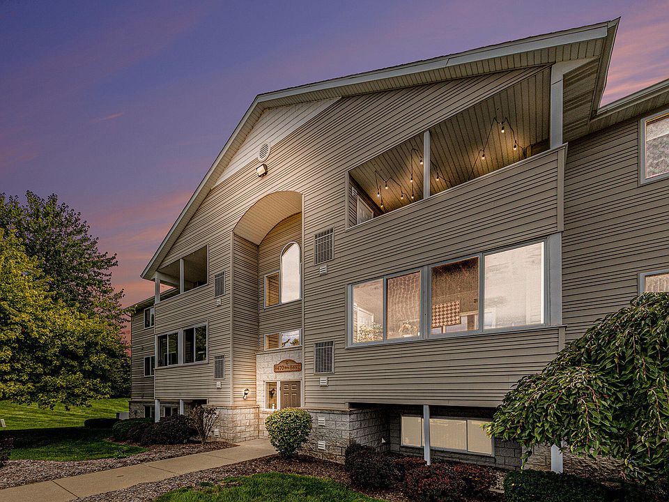 1st image of 8492 N Jasonville Ct SE #117