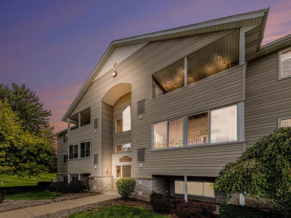 8492 N Jasonville Ct SE #117, Caledonia, MI 49316