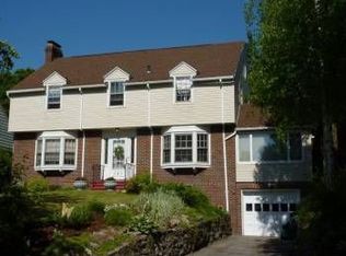 131 Edgehill Rd, Syracuse, NY 13224