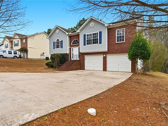 2nd image of 6117 Arbor Links Rd