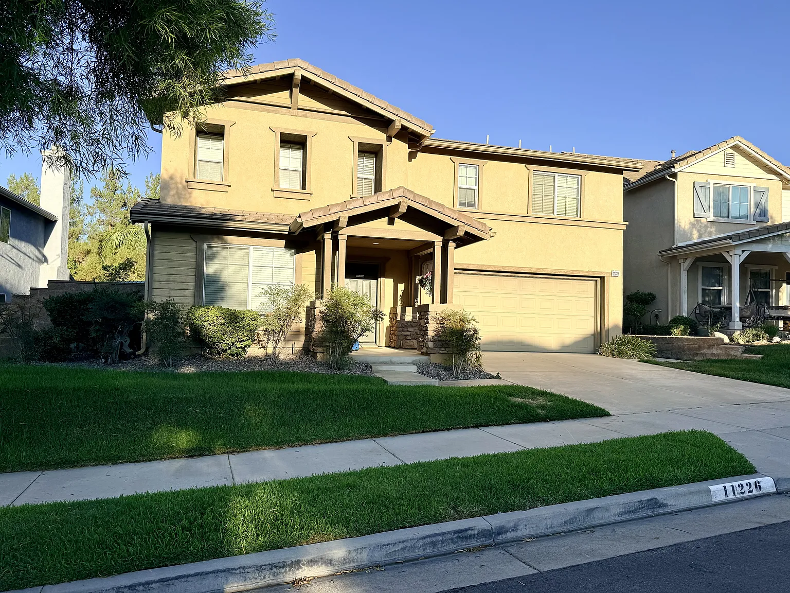 11226 Evergreen Loop - 1 — Photo 2