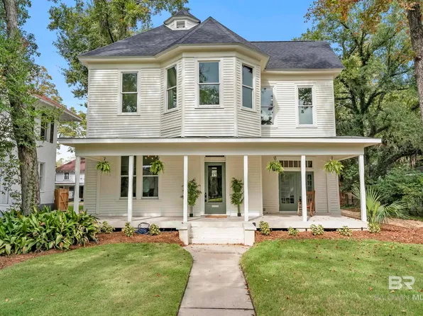 1662 Government St, Mobile, AL 36604