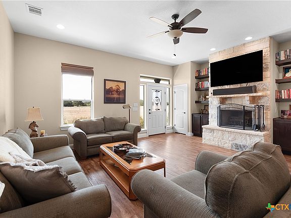 3rd image of 169 Blackbuck Ridge Dr