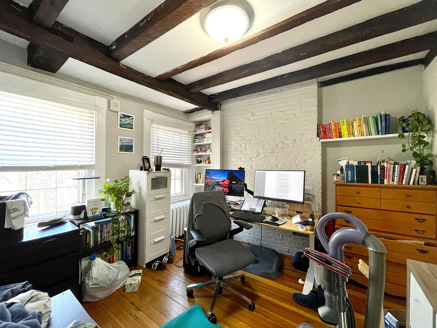 Check out this 2 bed in Beacon Hill — Photo 2