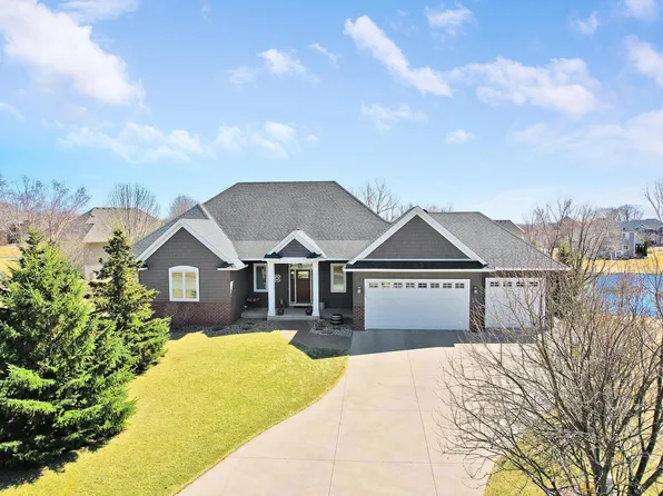 1605 Fallbrooke Ct, Hastings, MN 55033