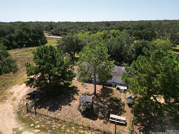 5th image of 7103 COUNTY ROAD 401
