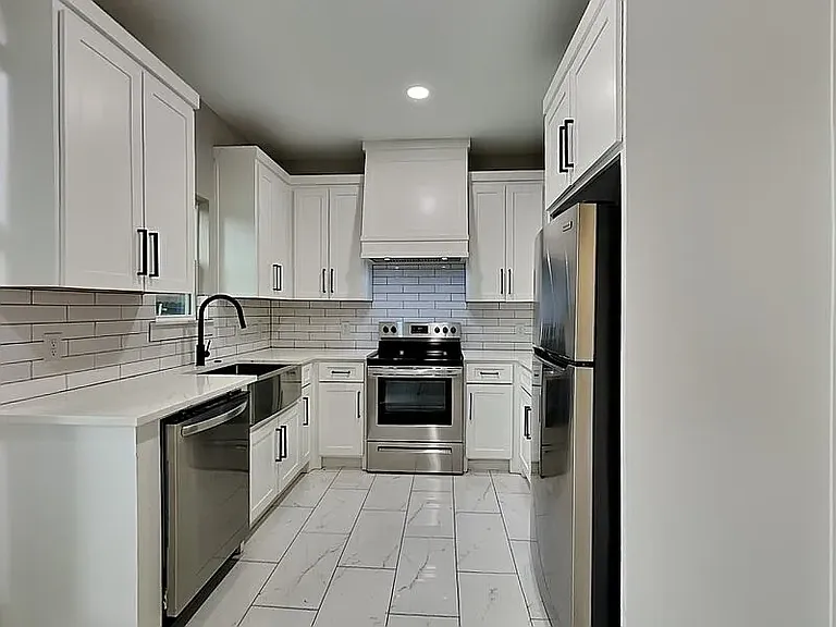 111 Foster Ln #A — Photo 2