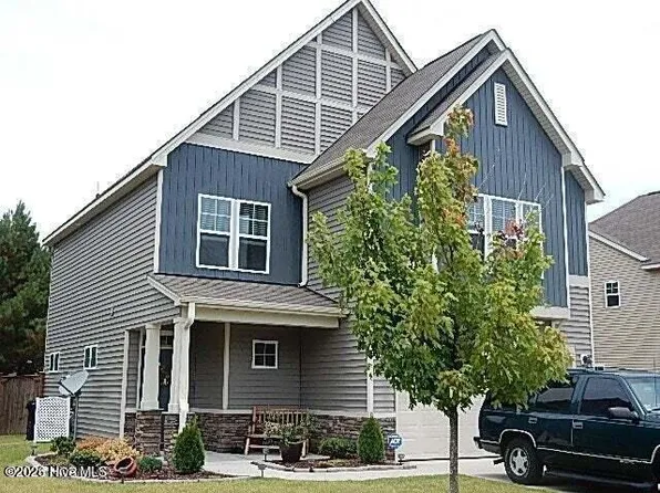 212 Long Pond Dr, Sneads Ferry, NC 28460