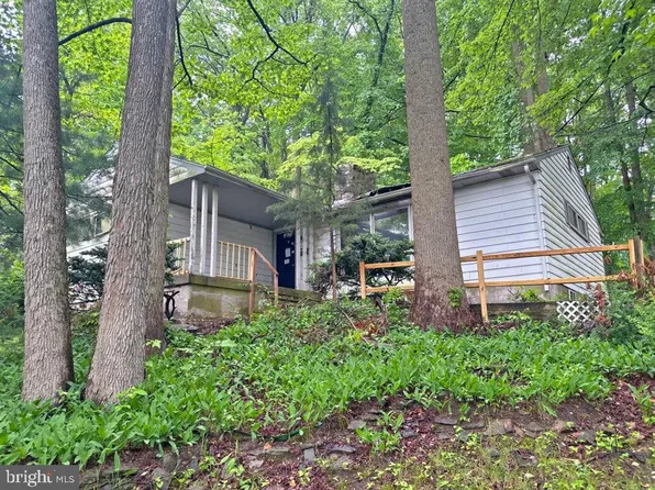 818 Park Ave, Woodbury Heights, NJ 08097