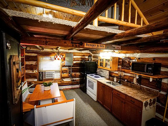 2nd image of 8062 Sand Bay Rd