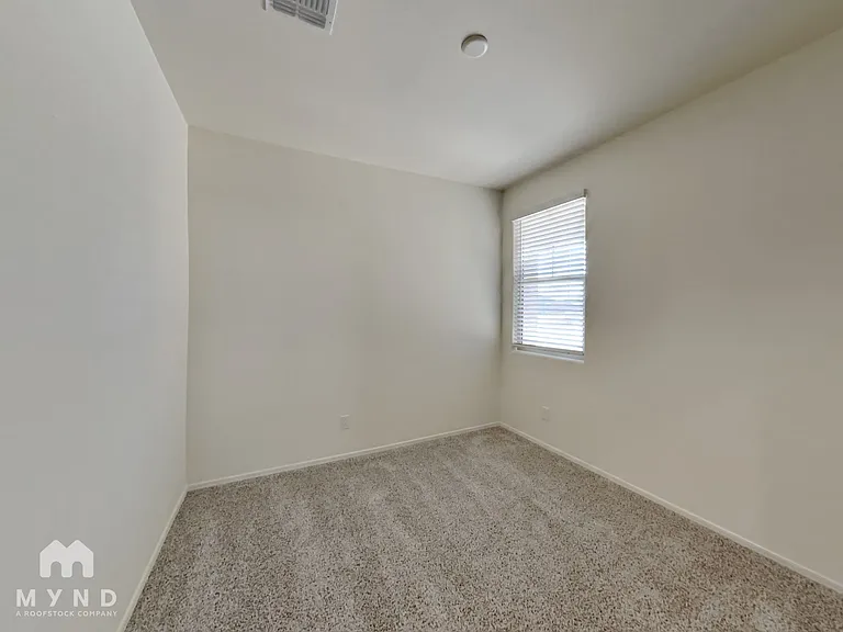 11820 W Rancho Dr — Photo 7