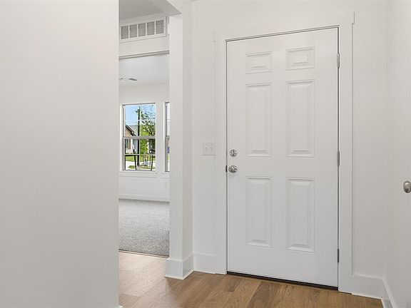 4th image of 1305 SW 157th St