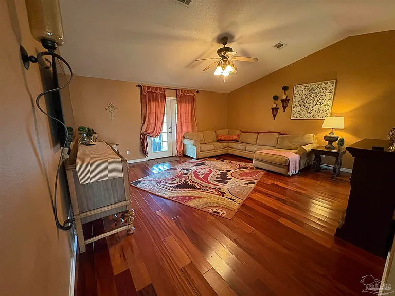 4314 Quiet Ct — Photo 3