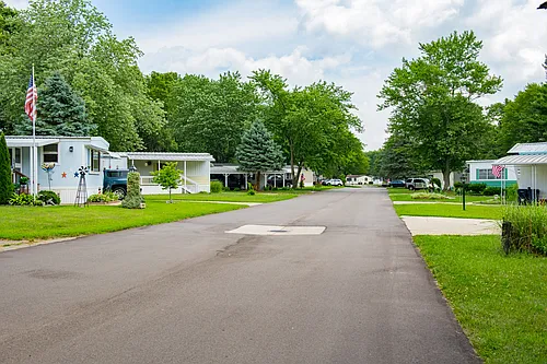 Hickory Hills Village Photo 1