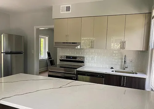 453 W Lancaster Ave #2 Photo 1