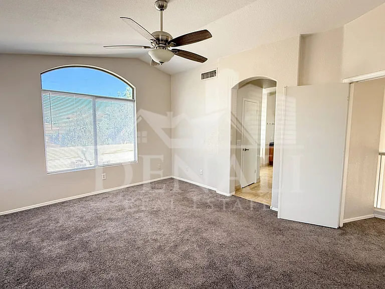 1274 W Sparrow Ct — Photo 11