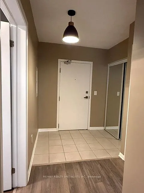 2 bed, $2,500 — Photo 4