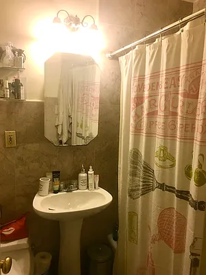 Rented by Compass | media 10