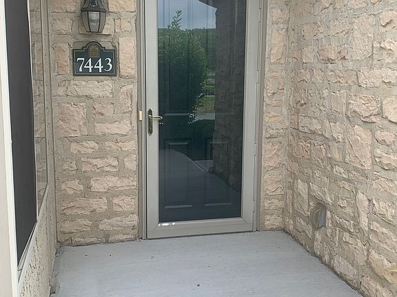 2nd image of 7443 Red Maple Pl