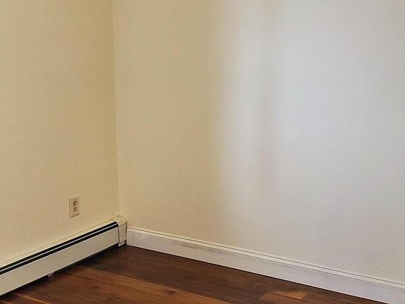 5th image of 12 Fairmount Ave