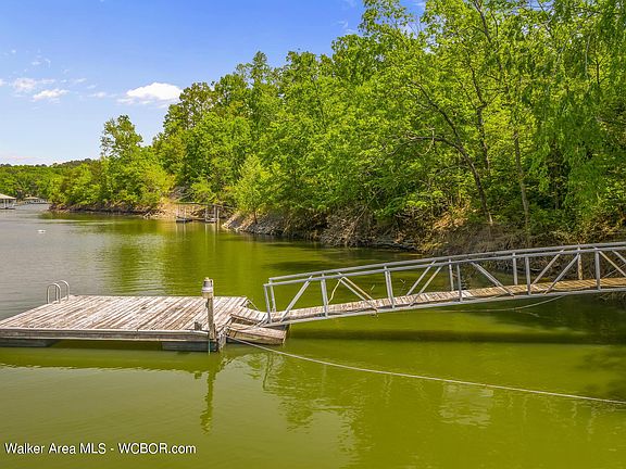 Image 2: Dock