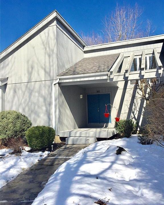 1st image of 80 Buttonwood Ct