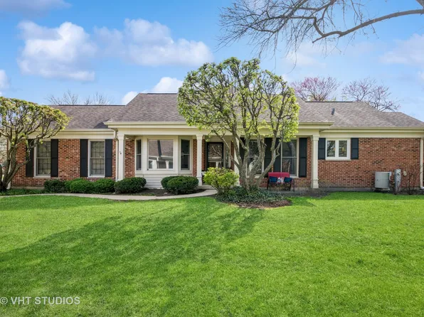 2056 N Coldspring Rd, Arlington Heights, IL 60004