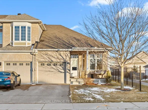 53 Desmond Trudeau Dr, Arnprior, ON K7S 0G7