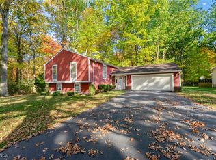 1270 Timbercrest St, Youngstown, OH 44505