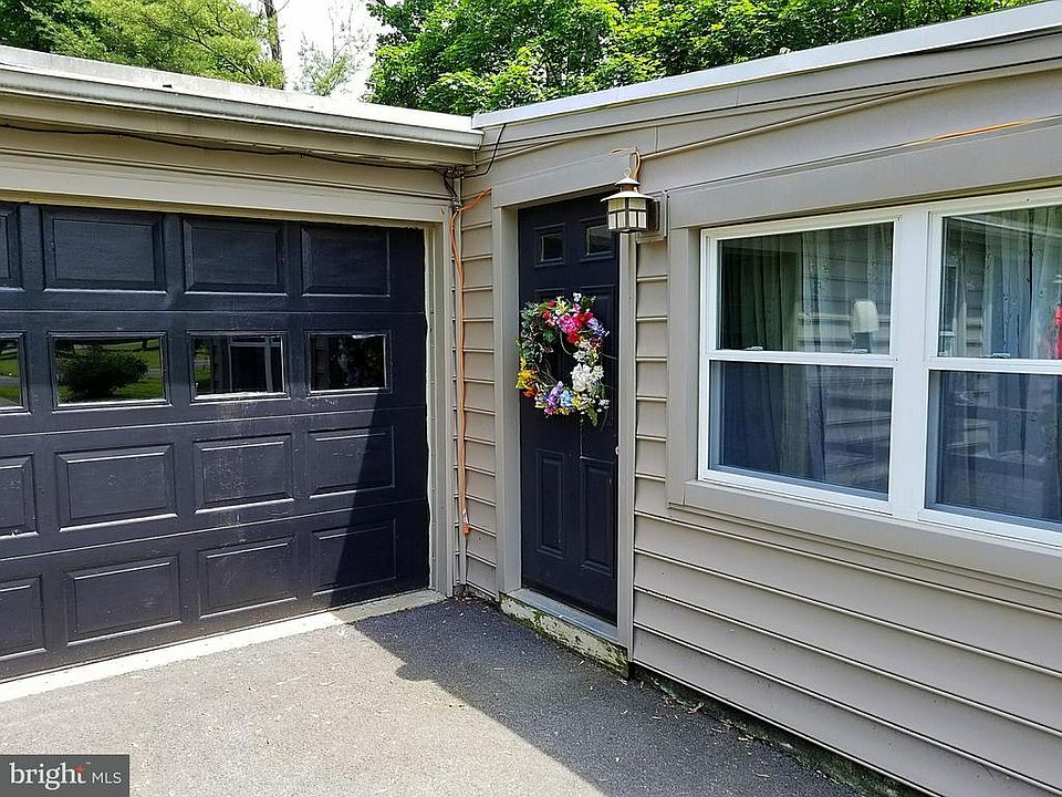 2nd image of 153 Hershey Mill Rd