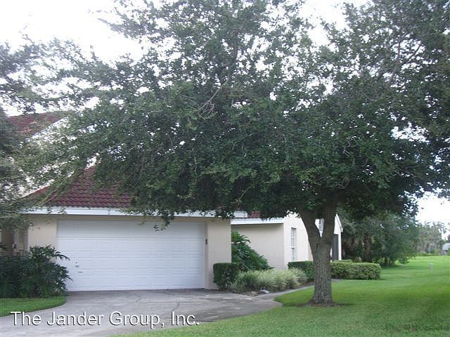 1st image of 2552 Albion Ave