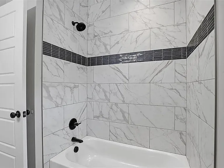17820 Morning Sky Ct — Photo 26