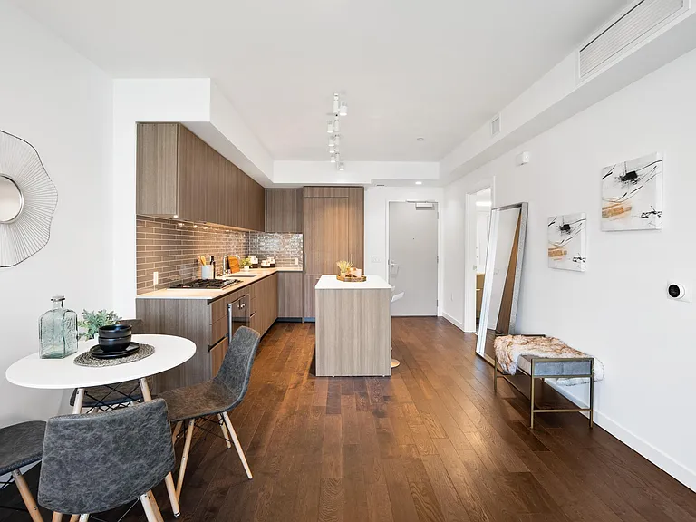 110 Channel St #618 — Photo 3