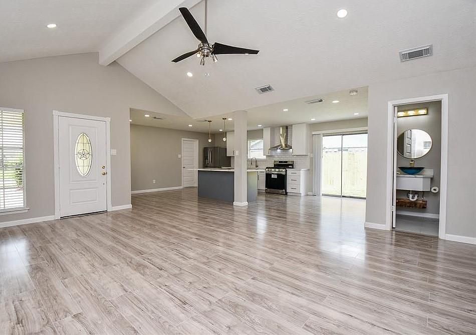 1st image of 2810 Dove Country Dr