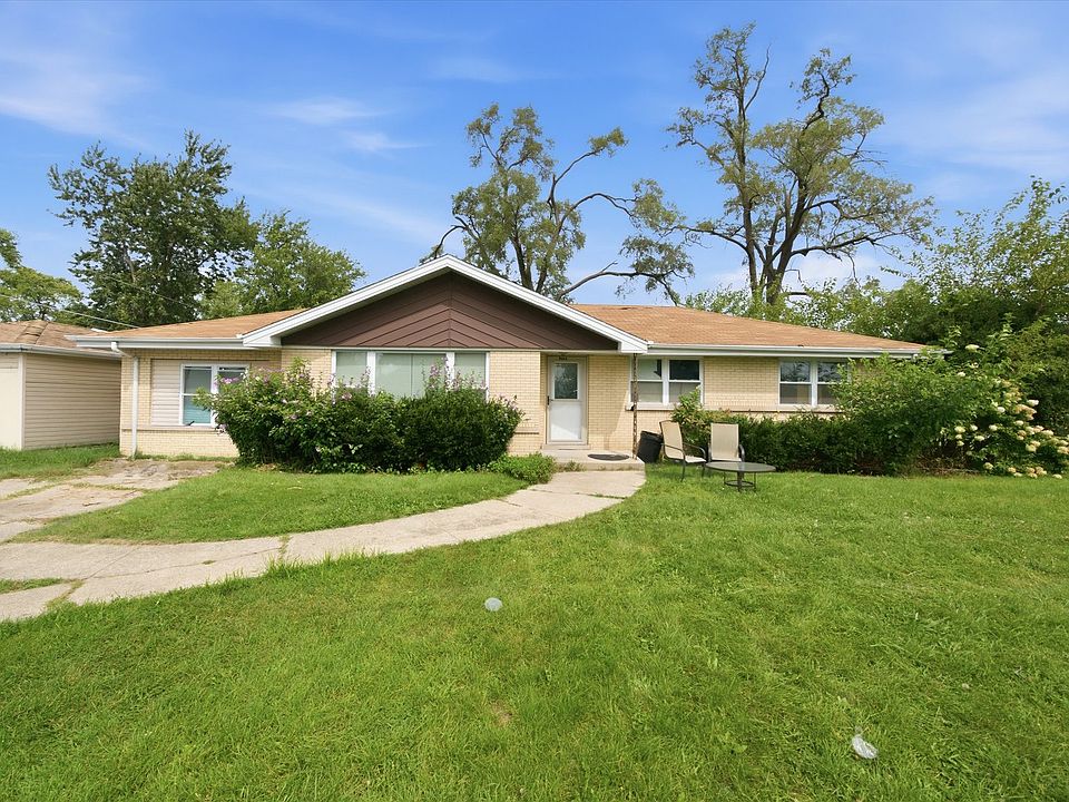 1st image of 9342 S 76th Ave