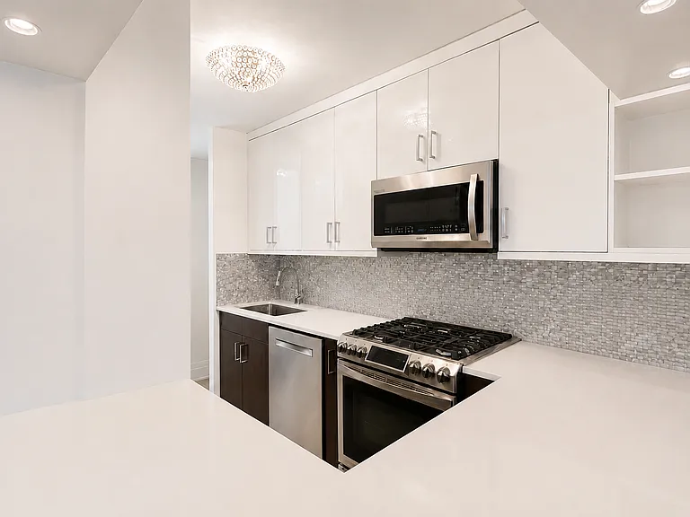 1619 3rd Ave #4C — Photo 9