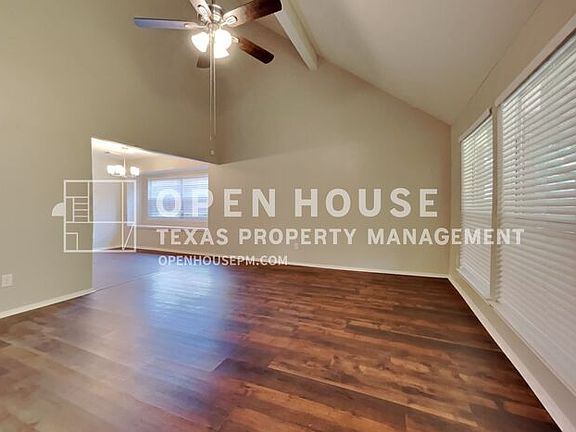 4th image of 4826 Pecan Grove Dr