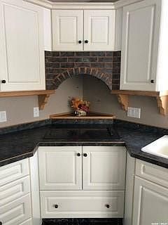 5th image of 207 1st Ave S