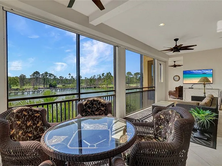 2772 Tiburon Blvd E #5-102 — Photo 4