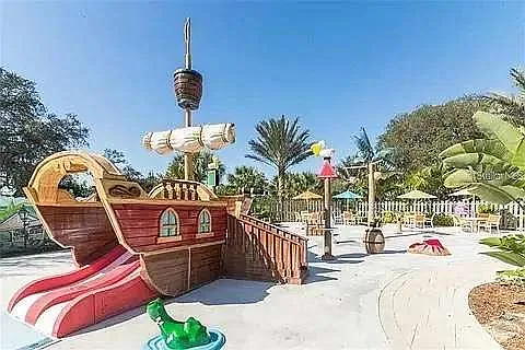1832 Sanibel Dr — Photo 22