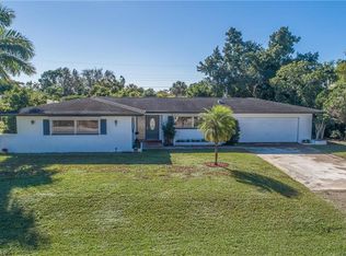 1212 Lastrada Ln, Naples, FL 34103